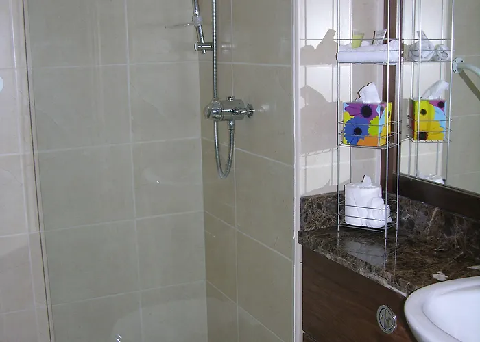 Samuel's Heritage 4*